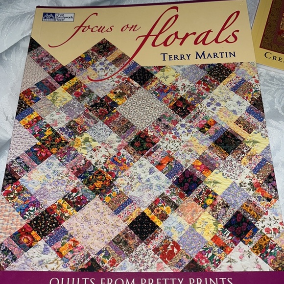 5 Quilting Books by That Patchwork Place - Picture 5 of 11
